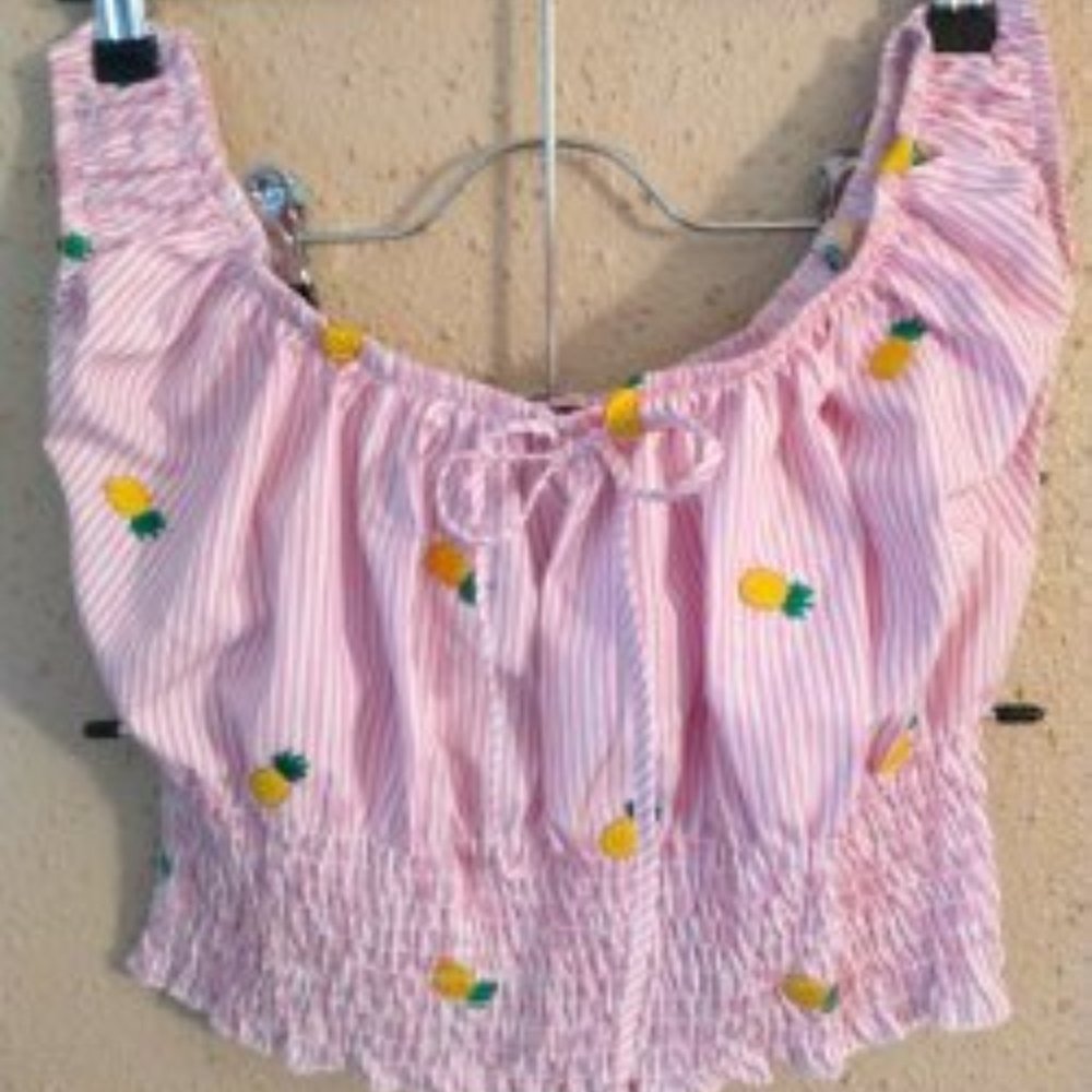 HALTER, PINEAPPLES,SLEEVELESS,SCOOP NECK